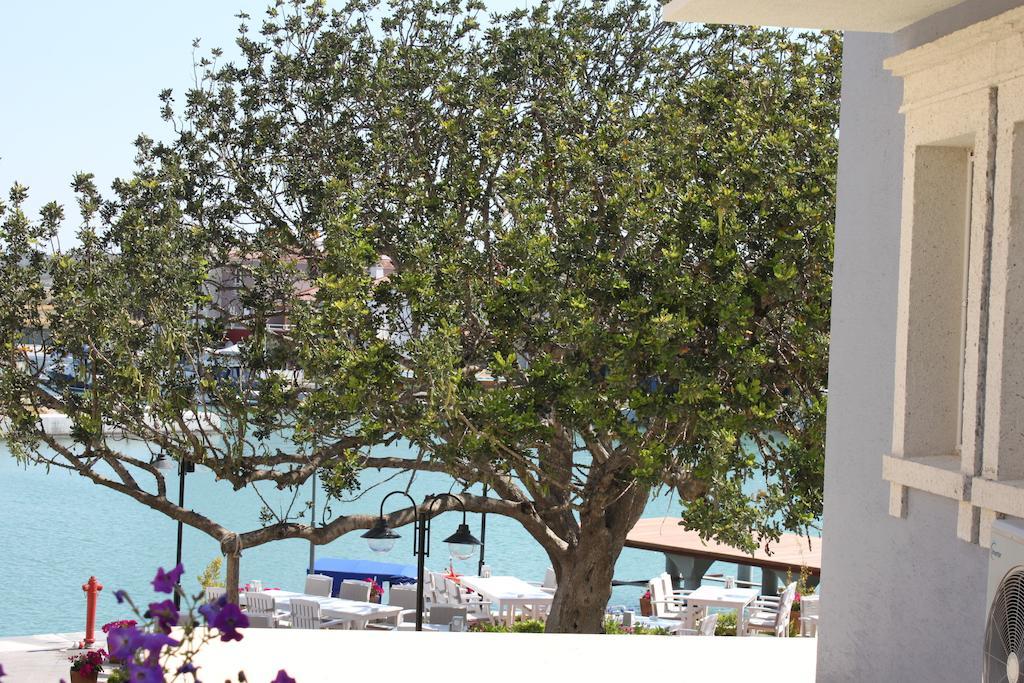 אלאקאטי Port Villa Deniz מראה חיצוני תמונה