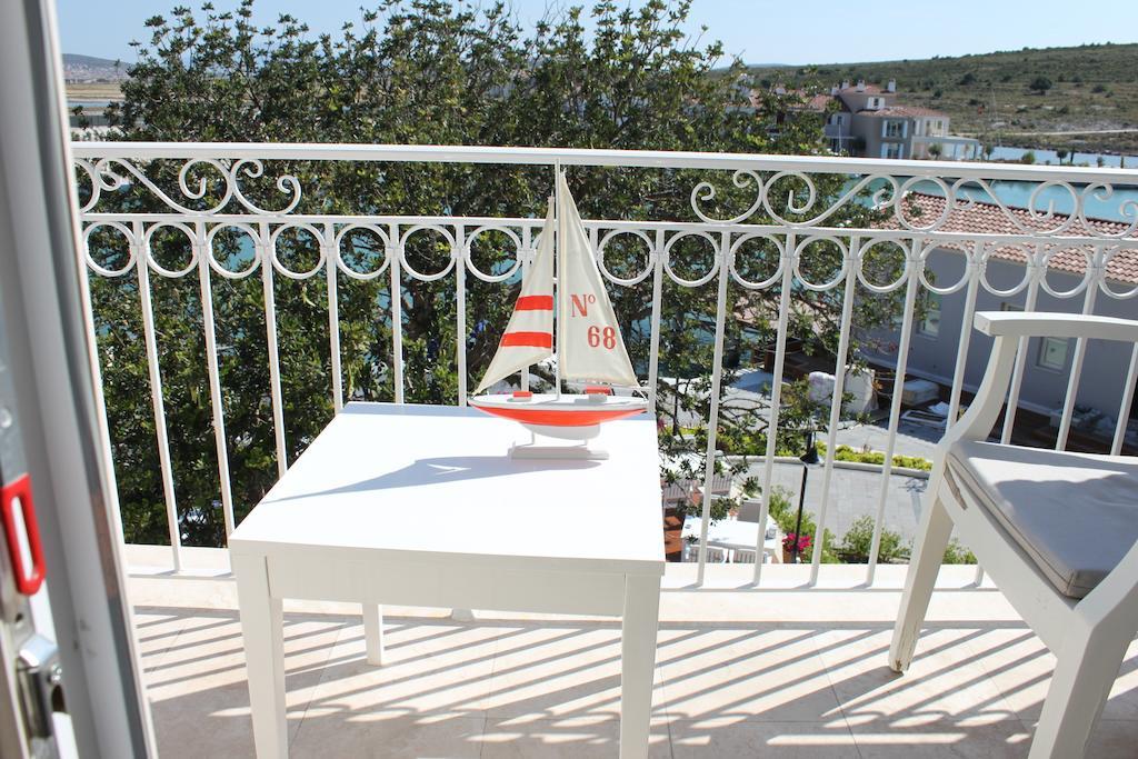 אלאקאטי Port Villa Deniz חדר תמונה